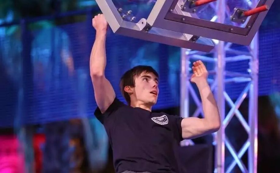 Un étudiant de l&rsquo;IUT Lorient-Pontivy finaliste de l&rsquo;émission Ninja Warrior